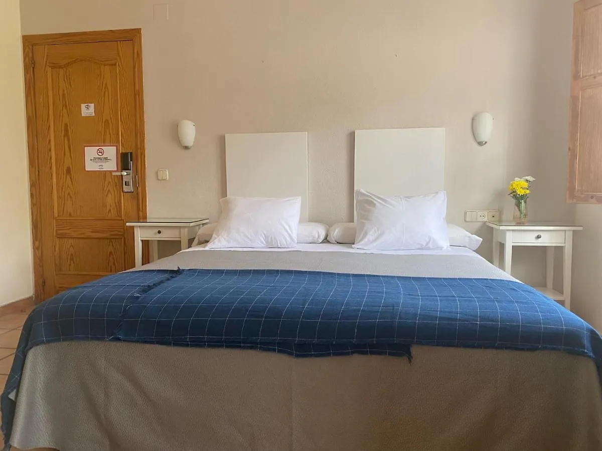 Hostal Moscatel Málaga 2*,